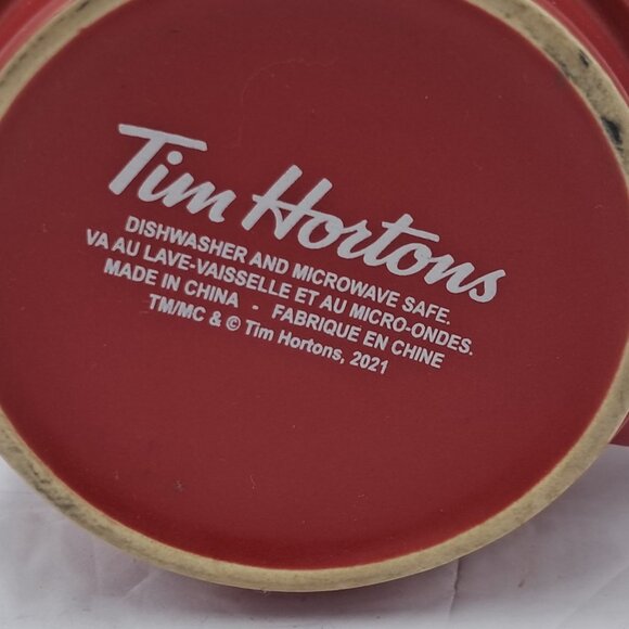Tim Hortons Mug Snowflakes 2021 Red Christmas Ceramic Coffee Cup - Picture 7 of 7